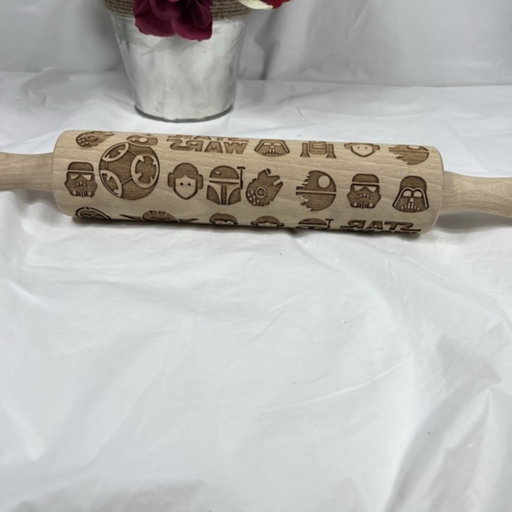 Star Wars Wooden Rolling Pin Embossed Engraved Yoda R2D2 C3PO Darth Vader